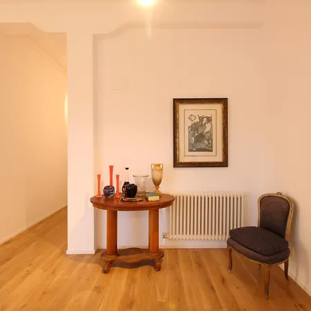 Apartment Exclusive And Luminous In The Coolest Area Of Bilbao